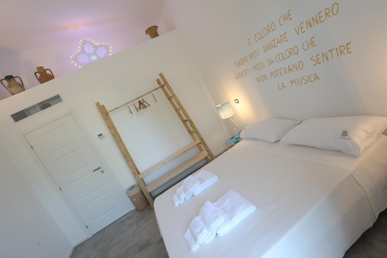 Podere 43 Charme B&B Otranto Exteriör bild