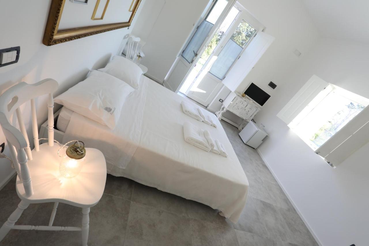 Podere 43 Charme B&B Otranto Exteriör bild